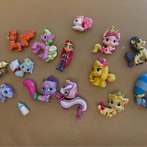 Disney Princess and Animal Figurine Set - Pink, Purple, Yellow